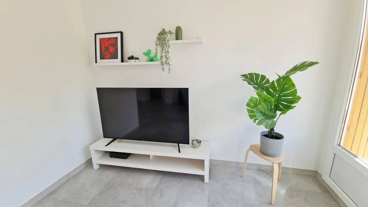 Maxbnb - T2 Balcon 50M2 - Climatise - Ouest - 土伦